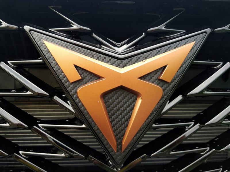 autovermietung_comet_Seat_Cupra_Formentor_12.jpg